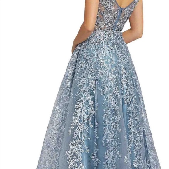 SOLD **** Mac Duggal Dress NEW SIZE 6 - Picture 5 of 6